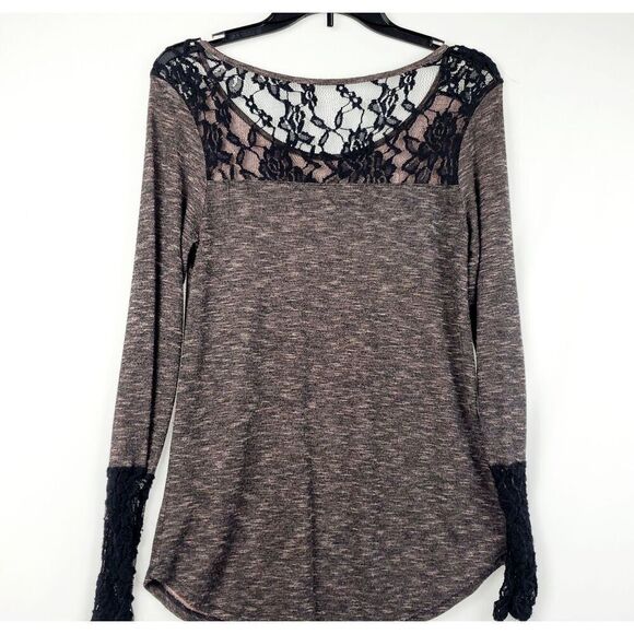 M+ Maurices SMALL Grey Black Lace LS BLOUSE TOP - Picture 2 of 4